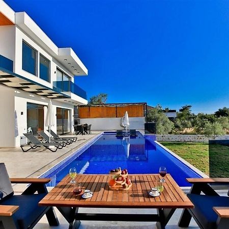 Villa Lycian-Kalkan 3 Bedroom-2 Jakuzzies-Sauna-Turkish Hamam-Huge Private Pool And Lovely Garden Kaş Eksteriør billede