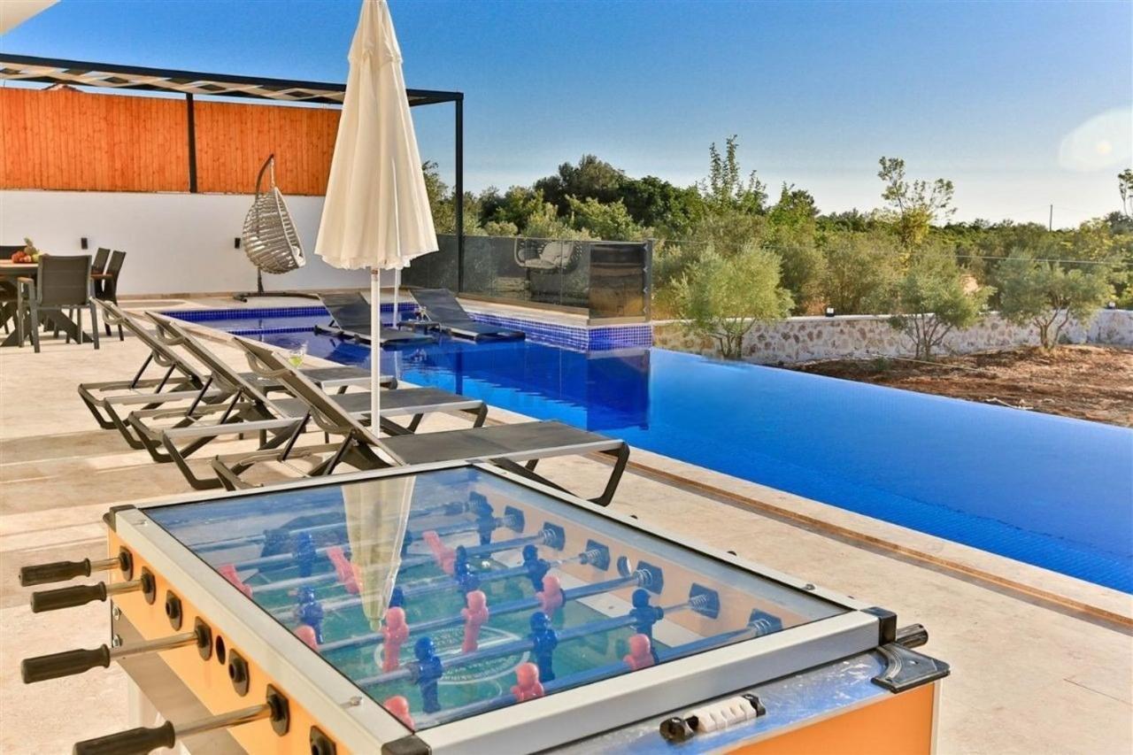 Villa Lycian-Kalkan 3 Bedroom-2 Jakuzzies-Sauna-Turkish Hamam-Huge Private Pool And Lovely Garden Kaş Eksteriør billede